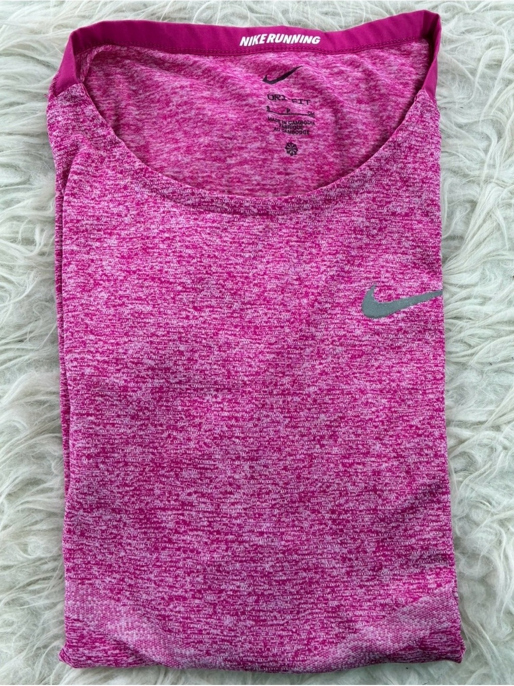 Nike Women’s Heather Magenta Short Sleeve Running Tee